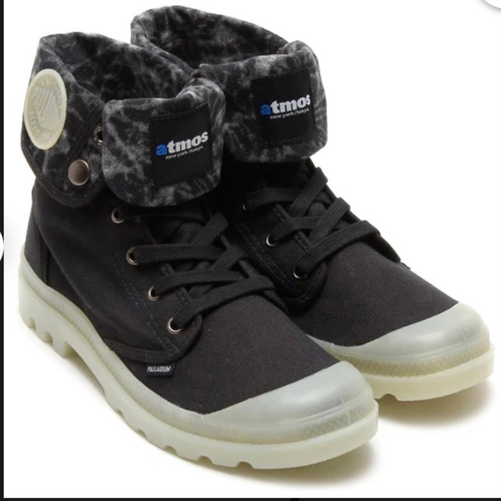 PAllADIUM Baggy Black Glow in the dark Lace up Fold over combat Hiking Boot